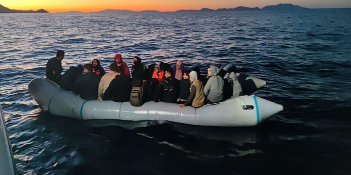 Muğla açıklarında 24 düzensiz göçmen kurtarıldı