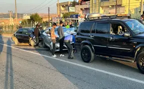 (Video) Diyarbakır’da zincirleme kazada 3 kişi yaralandı