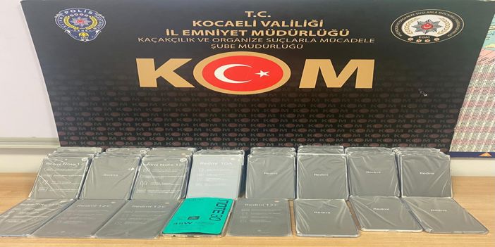 Kaçak telefon operasyonunda 2 yakalama