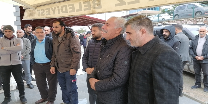 Kocaeli'de eski eşi tarafından öldürülen kadının cenazesi toprağa verildi