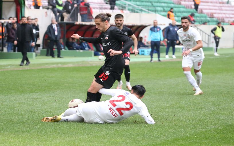 Hedef PLAY-OFF için ışık yakmak