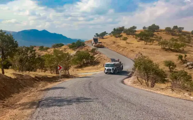 Köy yolları yenileniyor