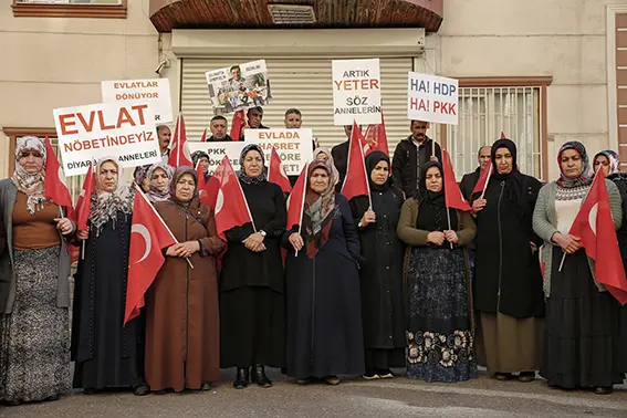 Annelere göre onu yaktılar