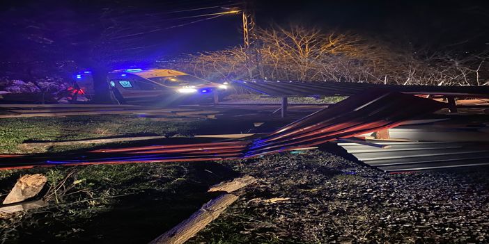 Samsun'da fırtınada çatının uçması nedeniyle bir kişi yaralandı