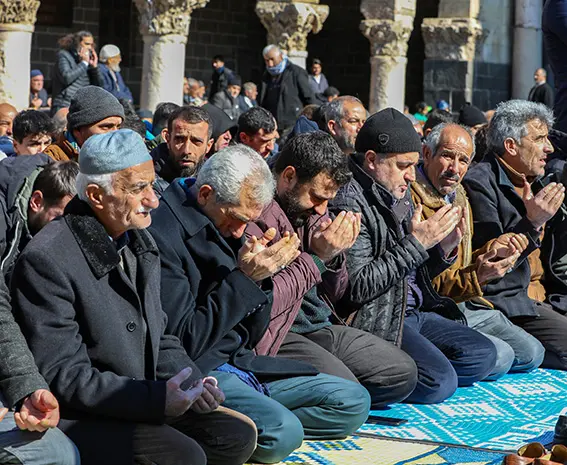 Cuma namazı sonrası dua!