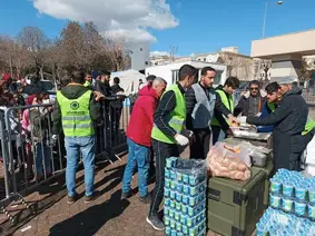 Diyarbakır'da çadır kentlerde yaklaşık 10 bin depremzede barınıyor