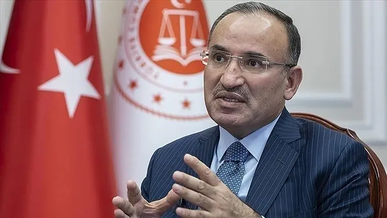 Bekir Bozdağ: Erdoğan'ın adaylığında anayasal ve kanuni engel yok