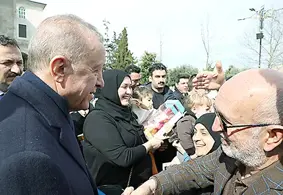 Cumhurbaşkanı Erdoğan, Fatih'te esnaf ziyareti yaptı