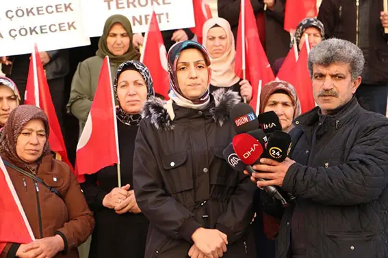 Evlat nöbetindeki milletvekili adayı: Amacım annelerin Meclis'te sesi olmak