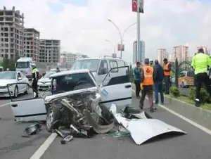 Diyarbakır’da trafik kazası: 2 yaralı