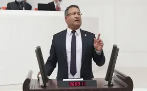 CHP İzmir Milletvekili Özcan Purçu partisinden istifa etti