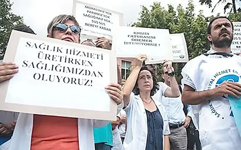 Sağlıkçılar seyyanen zam istedi