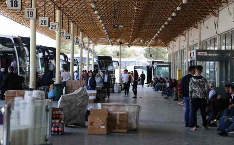 Diyarbakır otogarında seçim yoğunluğu