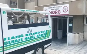 Otomobilin çarptığı kadın öldü