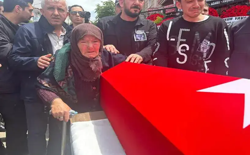 Şehit işçilerin son yolculuğu