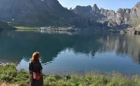 Hakkari’nin doğal güzellikleri doğaseverleri çekiyor