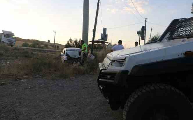 Diyarbakır'da iki ayrı kaza: 1 ölü, 8 yaralı