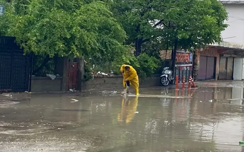 Osmaniye'de sağanak yağış etkili oldu