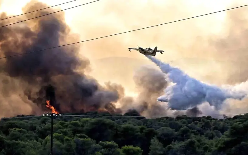 Rodos Adası'ndaki yangın devam ediyor