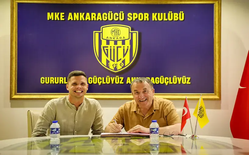 MKE Ankaragücü, Polonyalı kaleci Rafal Gikiewicz'i transfer etti