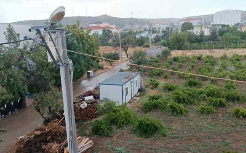 (Video) Diyarbakır’ın Dicle ilçesinde kısa süreli yağış etkili oldu