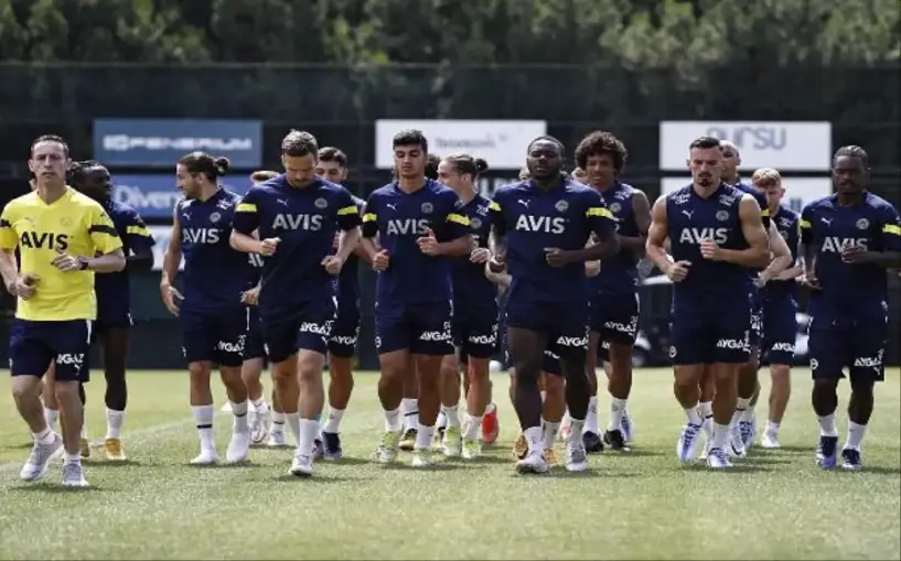 Fenerbahçe, yeni sezon hazırlıklarına devam etti