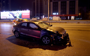 Ataşehir'de otomobilin çarptığı motosikletin sürücüsü öldü