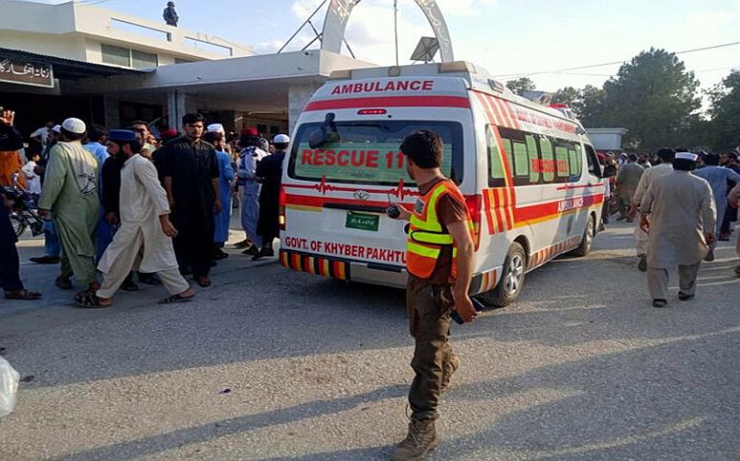 (Video) Pakistan'da bombalı saldırı