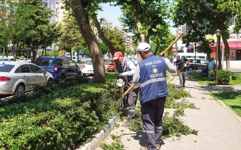 Diyarbakır'da kaldırımlar yenileniyor