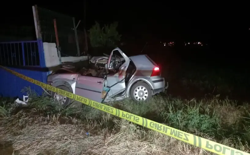 Aydın'da traktör otomobille çarpıştı: 2 ölü