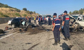 Adıyaman’da korkunç trafik kazası: 1'i bebek 4 ölü