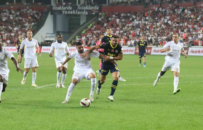 Trendyol Süper Lig: Samsunspor: 0 - Fenerbahçe: 0 (Maç devam ediyor)