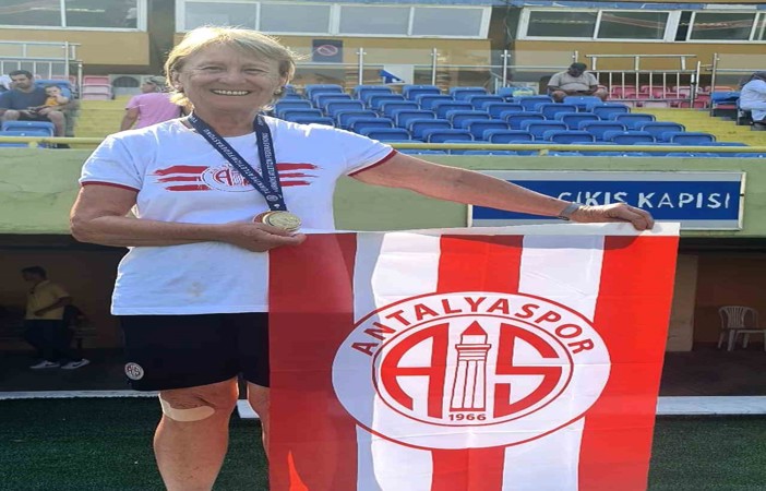 Türkiye Masterler Şampiyonası’na Antalyaspor damga vurdu