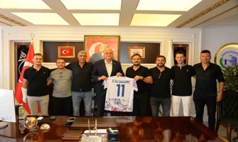 Başkan Bakkalcıoğlu’na Bozüyükspor Futbol Kulübü’nden ziyaret