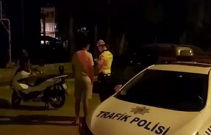 Marmaris’te polis ekipleri tehlikeli motosiklet kullananları affetmedi