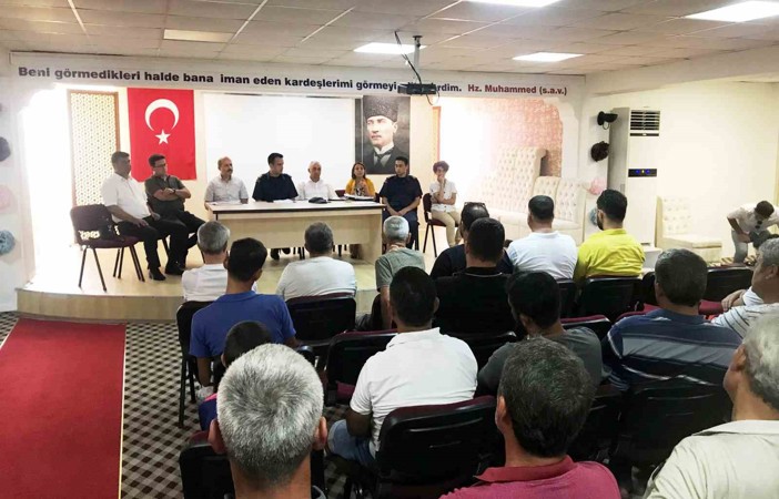 Mersin’de balıkçılar sezon öncesi bilgilendirildi