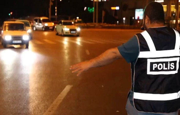 Kayseri’de 400 polis ile huzur uygulaması: 3 bin 420 kişi sorgulandı