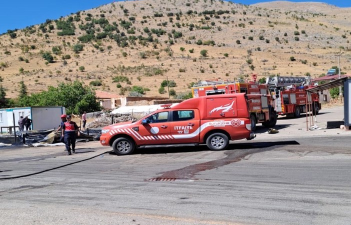 Doğanşehir’de iş yeri yangını