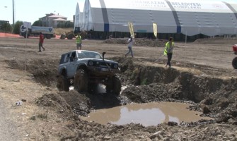 Başkentte düzenlenen off-road yarışması nefes kesti