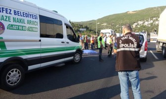 (Video) TEM’de ambulanstan atlayan 15 yaşındaki kız öldü