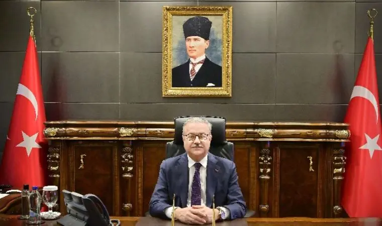 'Aziz milletin yeniden doğuşu'