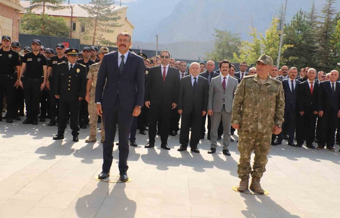 Hakkari’de 30 Ağustos Zafer Bayramı coşkusu