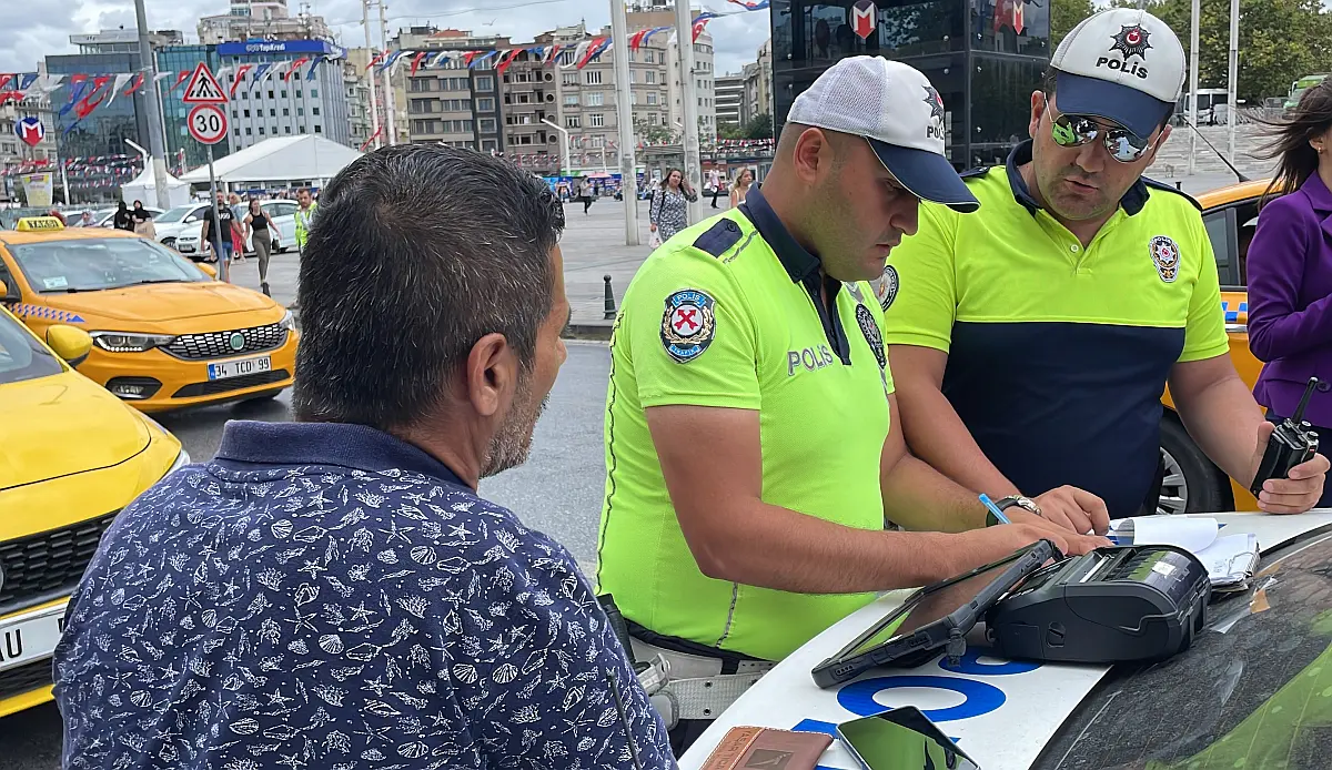 İstanbul'da yolcu seçip mesafe soran taksicilere para cezası