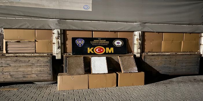 Adana'da 8 milyon 235 bin makaron ele geçirildi