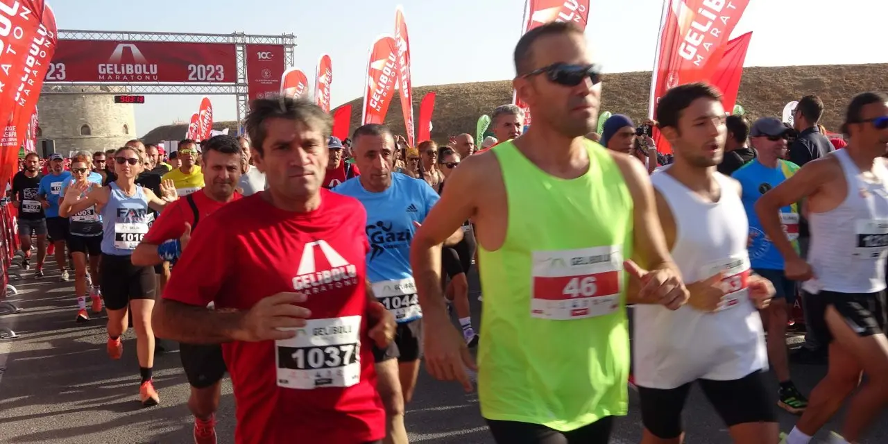 İş Bankası'ndan İstanbul Maratonu'na 100. yıl desteği