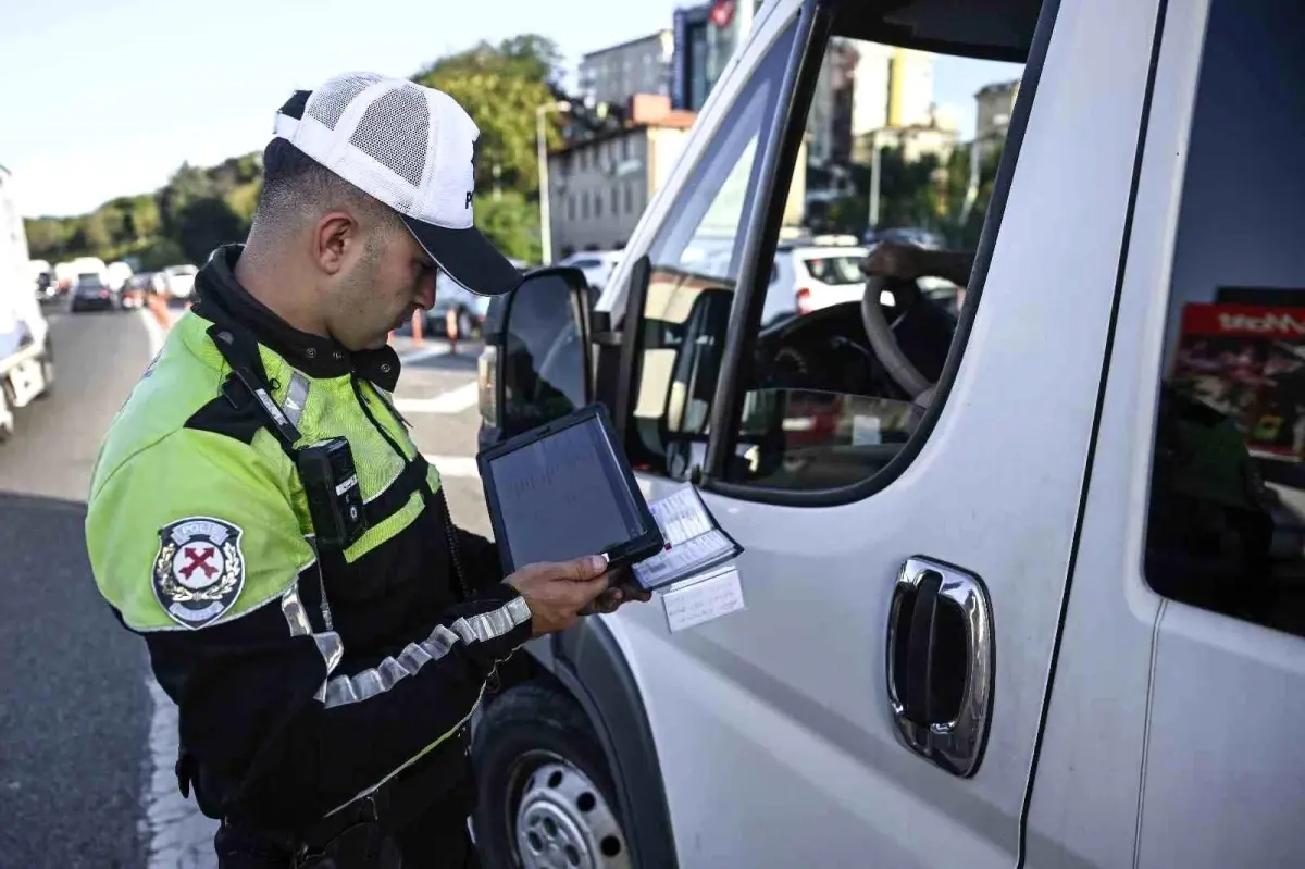 Ülke genelinde 112 bin 241 okul servisi denetlendi