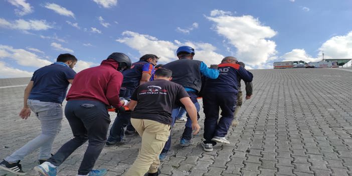 Kayseri'de yamaç paraşütü yaparken düşen 2 kadın yaralandı