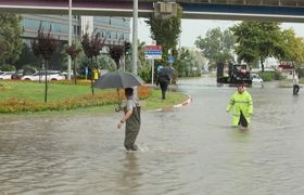 (Video) Sele kapılan 3 kişi hayatını kaybetti, 1 bebek kayıp