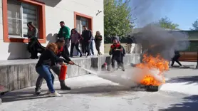 Kız öğrenci yurdunda yangın tatbikatı yapıldı