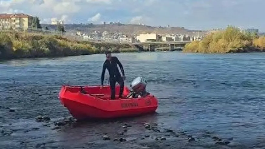 Şırnaklı genç, Dicle Nehri'nde aranıyor 